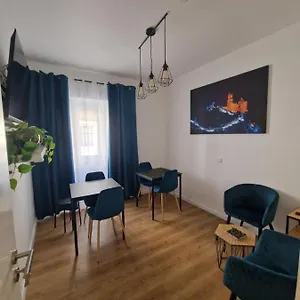 https://apt-casa-do-albuquerque-ii.hotels-lisbon-portugal.com
