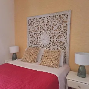 https://flores-apartments.hotels-lisbon-portugal.com